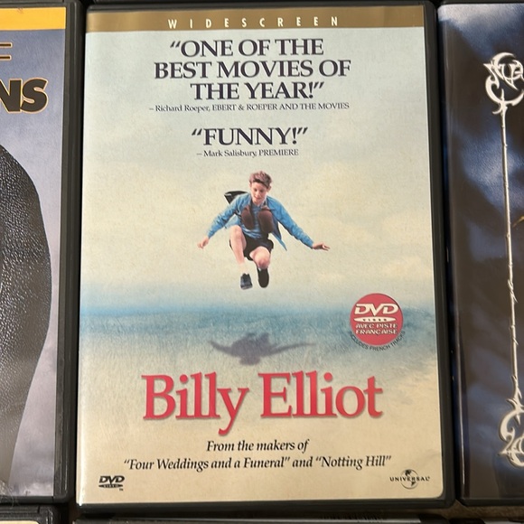 Collection of  16 DVDs. Variety of titles. - Picture 6 of 16